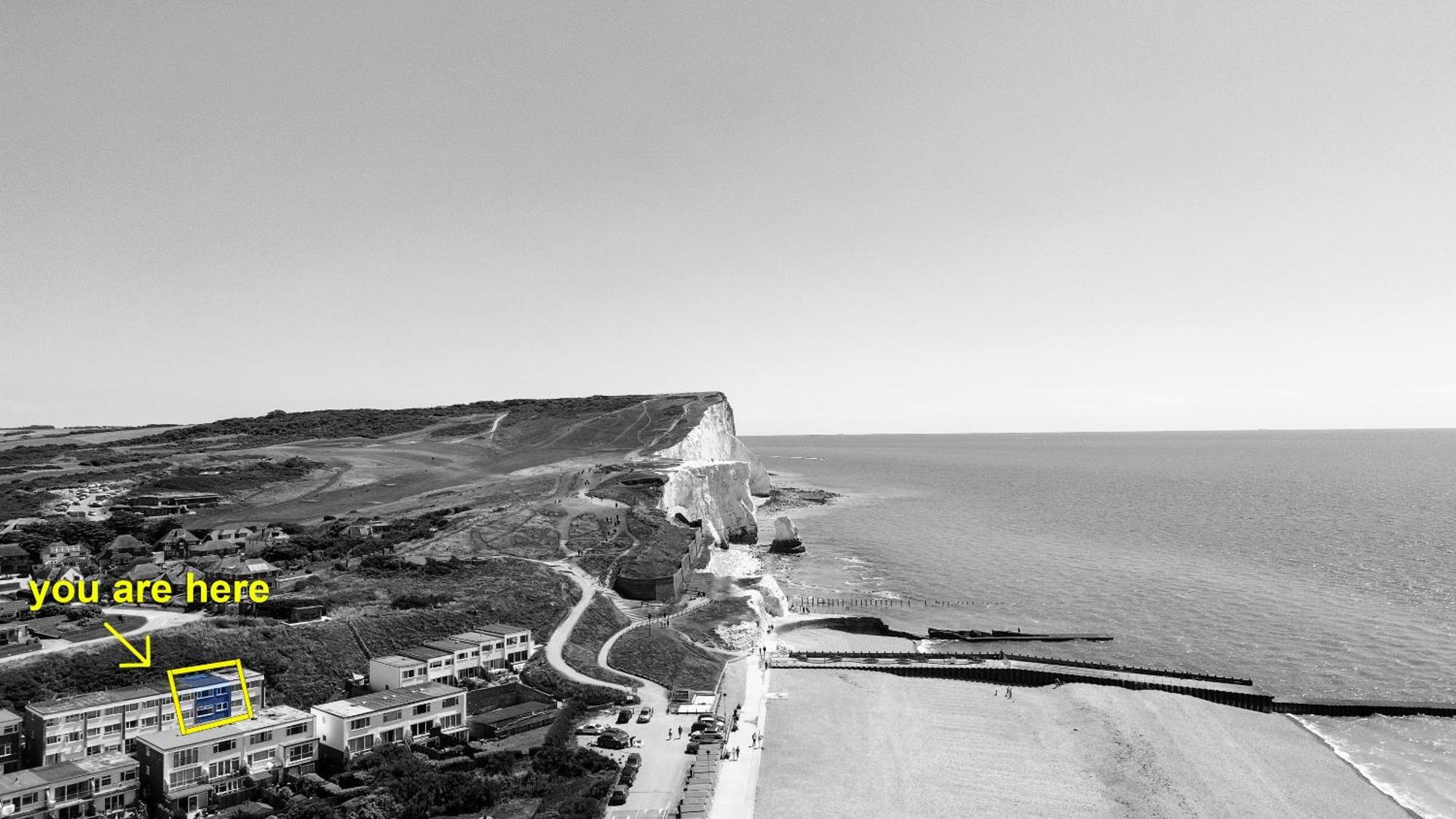 Cliff Rise Villa Seaford Room photo
